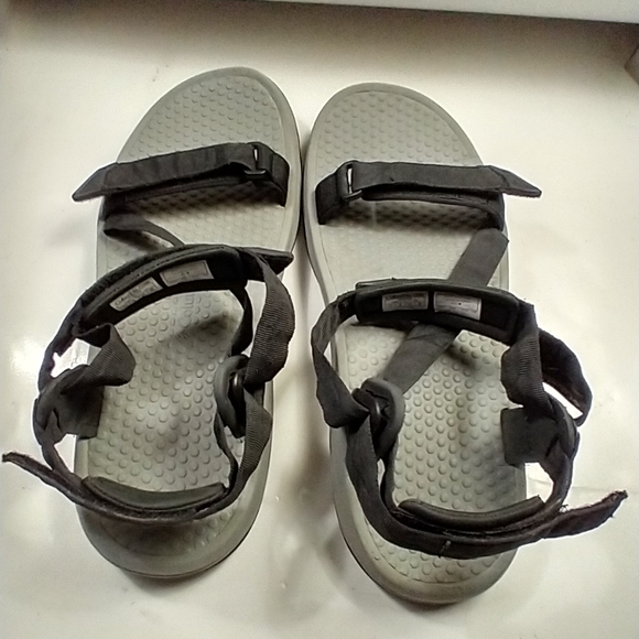 Columbia Omni- Grip BL1777-010 Sandals - Picture 7 of 9